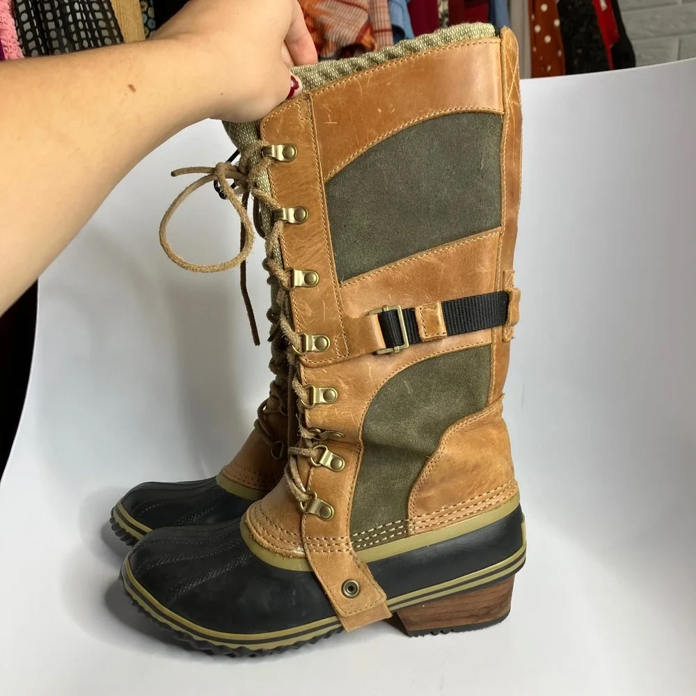 Sorel Conquest Carly tall boots tan olive green women's size 7.5 trendy winter‎